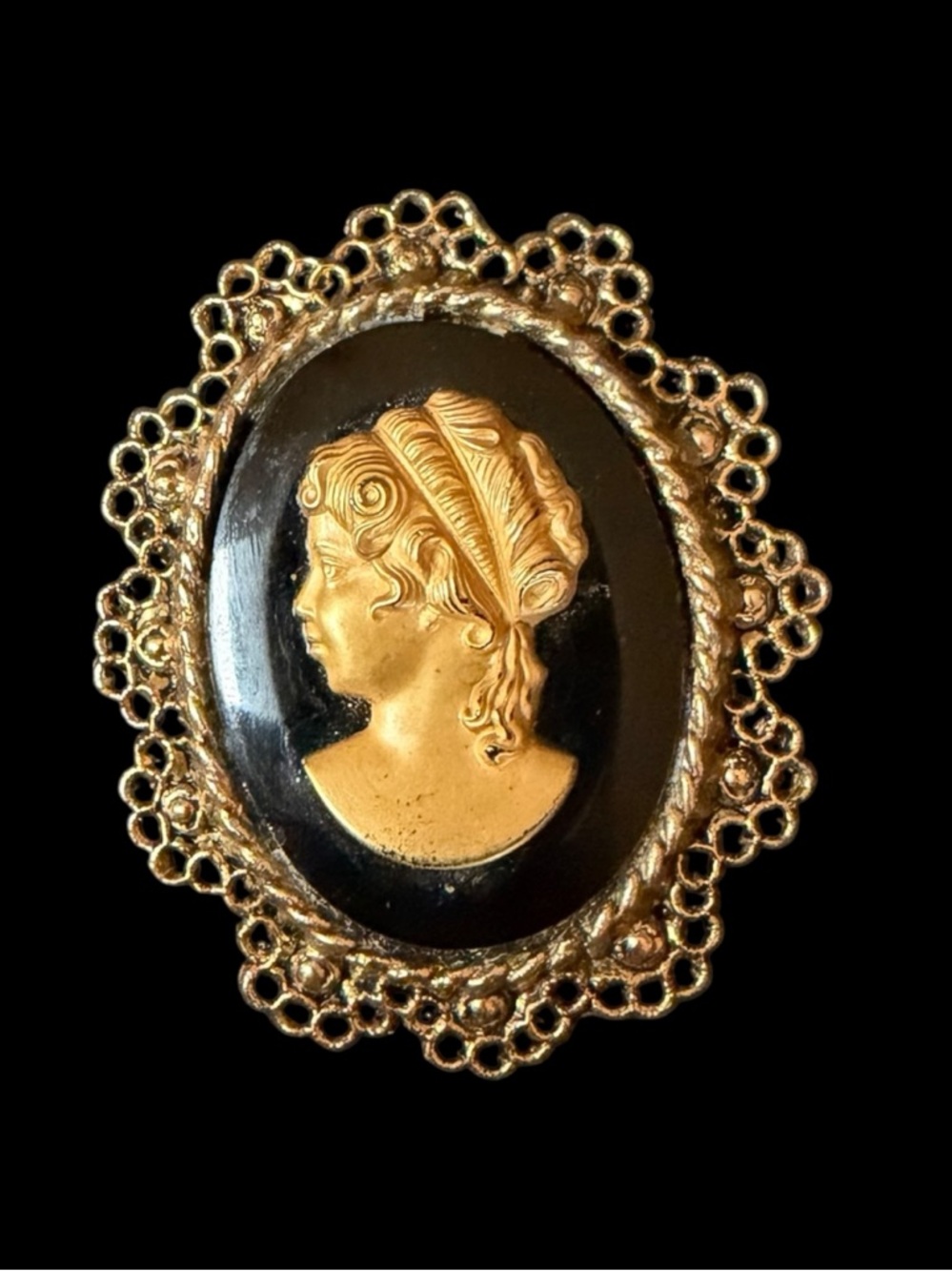 Vintage 2” Black Glass Filigree Brass Setting Cameo/Brooch/Pendant